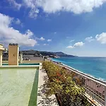 Nestor&Jeeves - Le Bateau Du Royal Luxembourg - Central - Sea Front